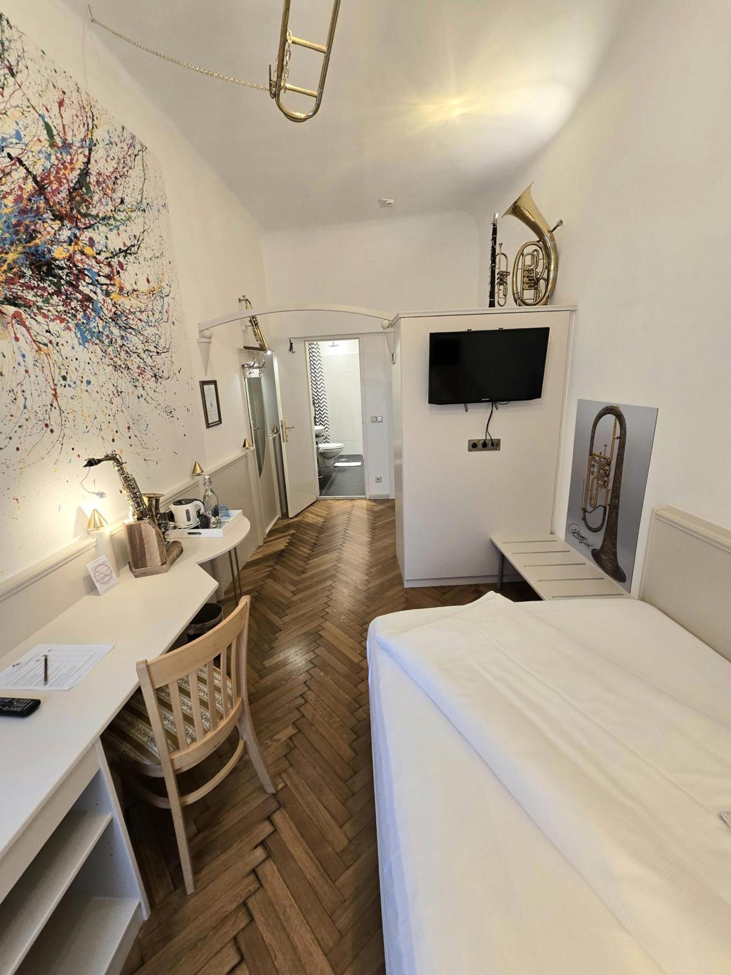 Boutique Hotel Goldenes Lamm Villach Exterior foto