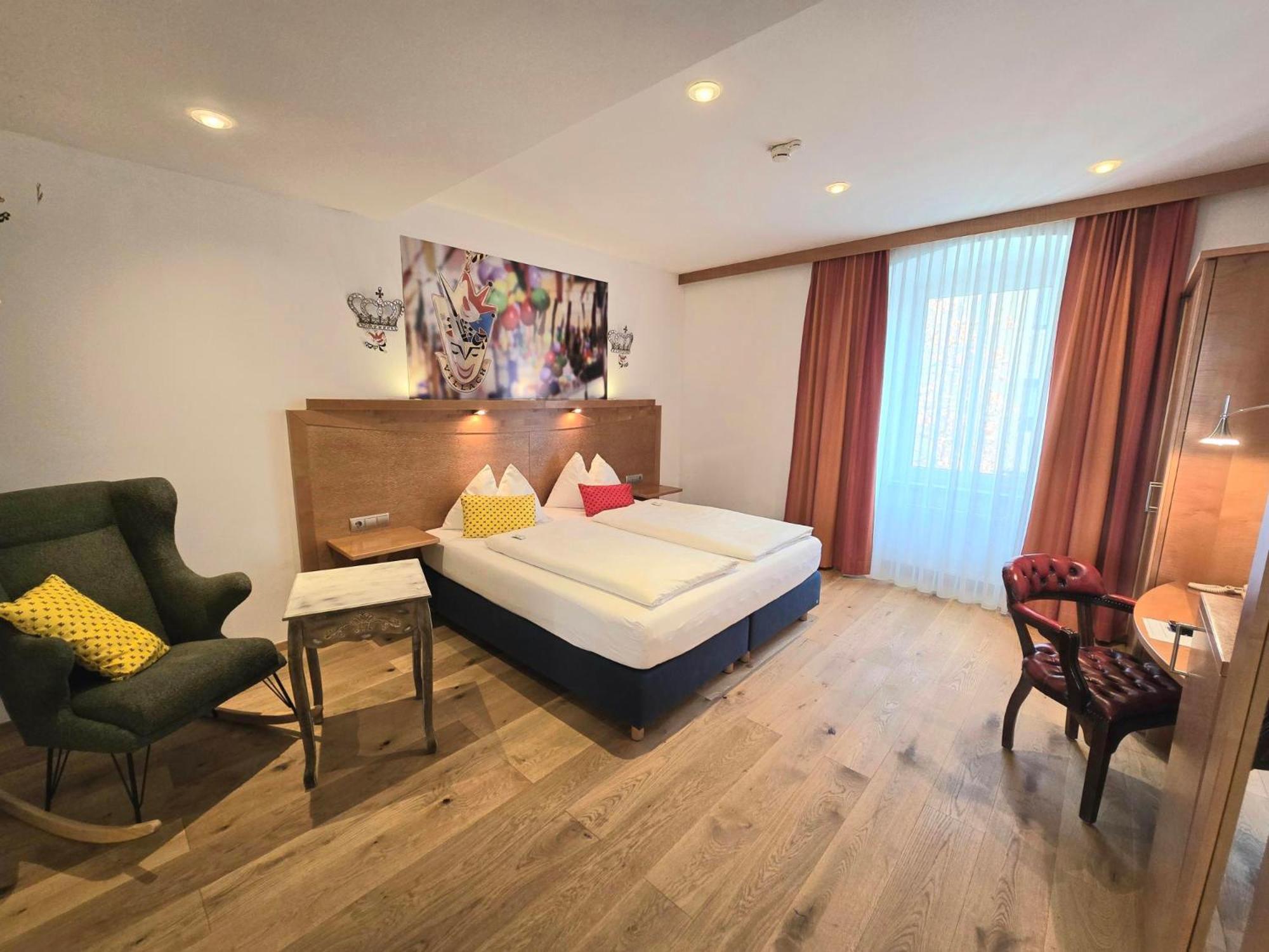 Boutique Hotel Goldenes Lamm Villach Exterior foto